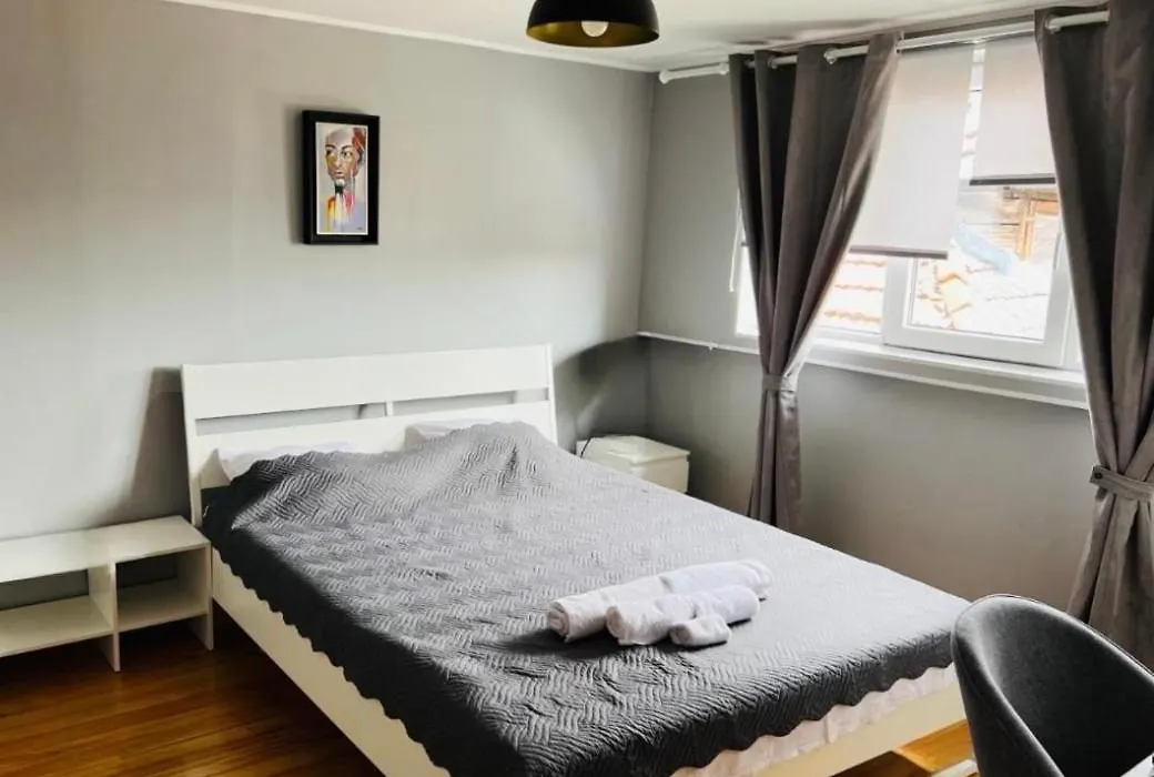 Appartement Gare Lille Flandre, Dans L'Emblematique Rue De Bethune-1
