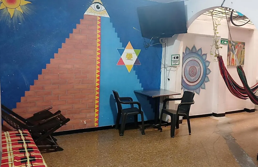 Casa Amarilla Hostel - Cali-1