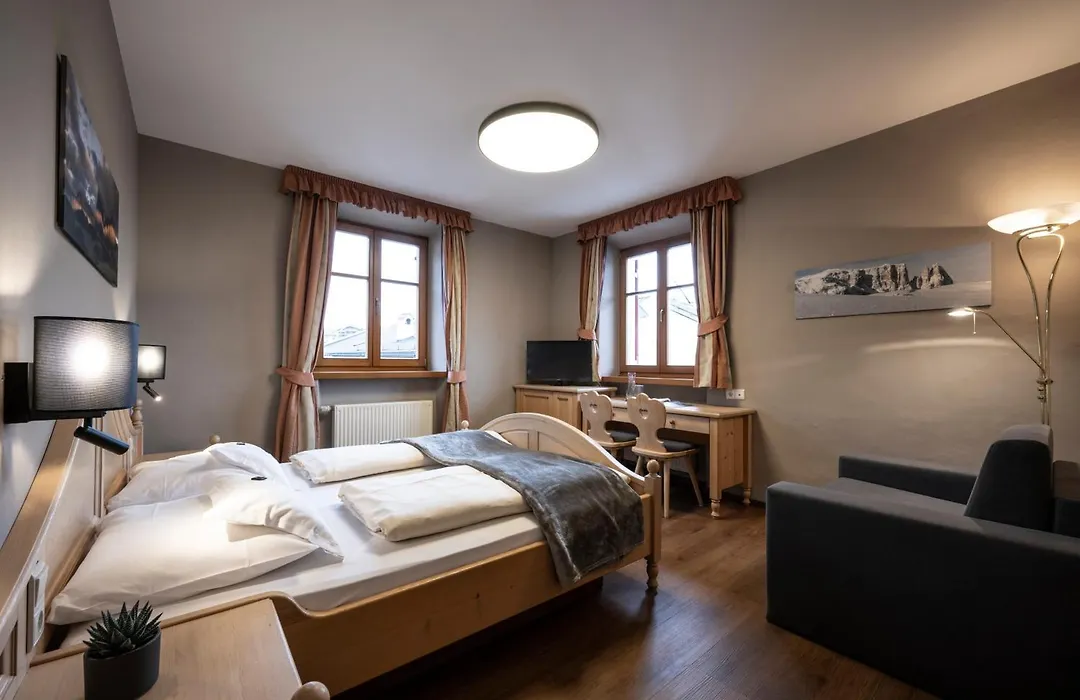 Hotel Zum Turm-1