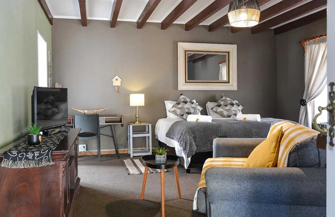 Biggy Best Boutique Hotel & Self Catering Cottages-1