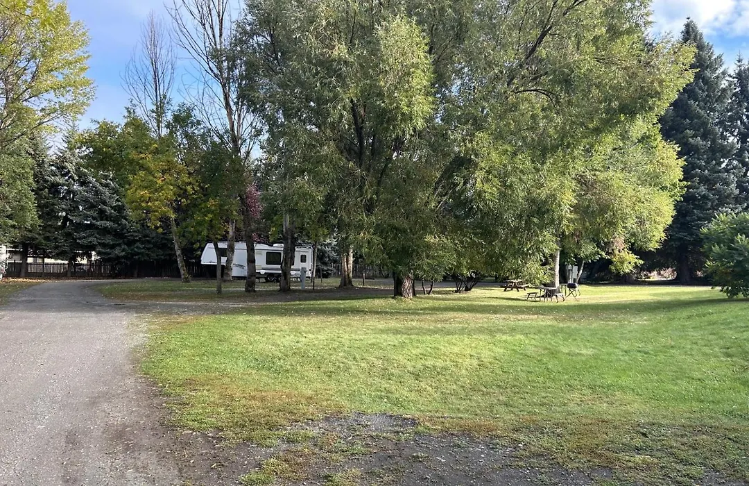The Idaho Lodge & Rv Park-1