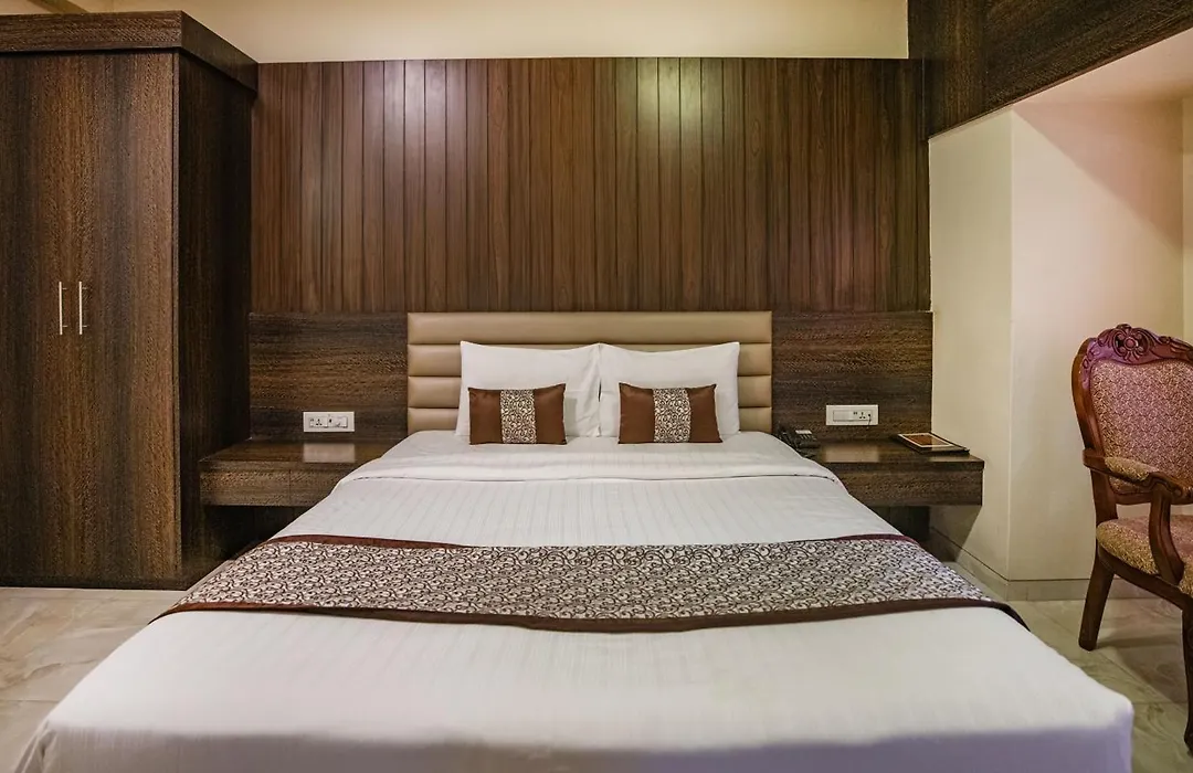 Hotel 24 Seven Nashik-1