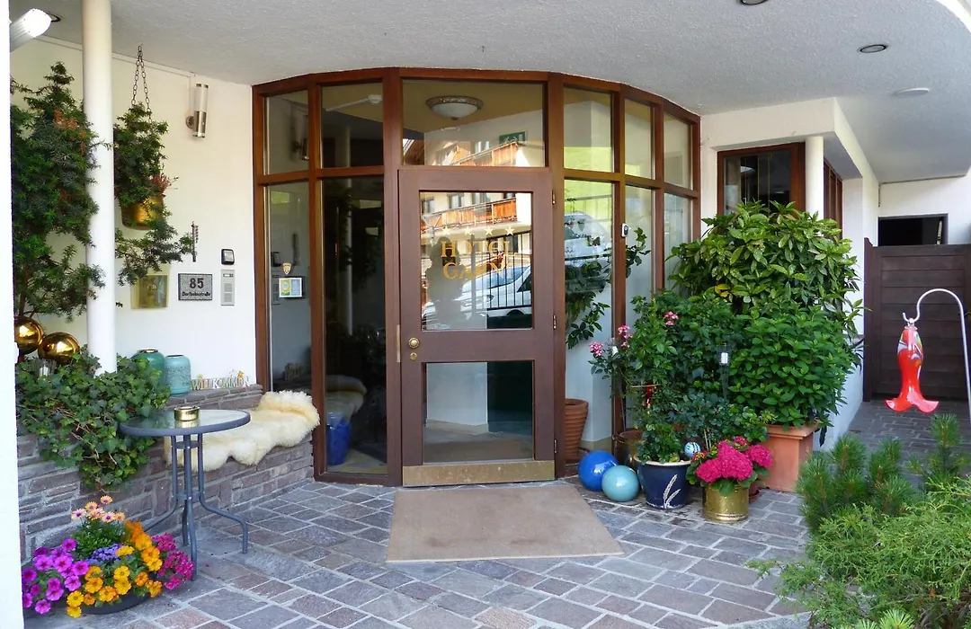 Hotel Garni Zerzer-1