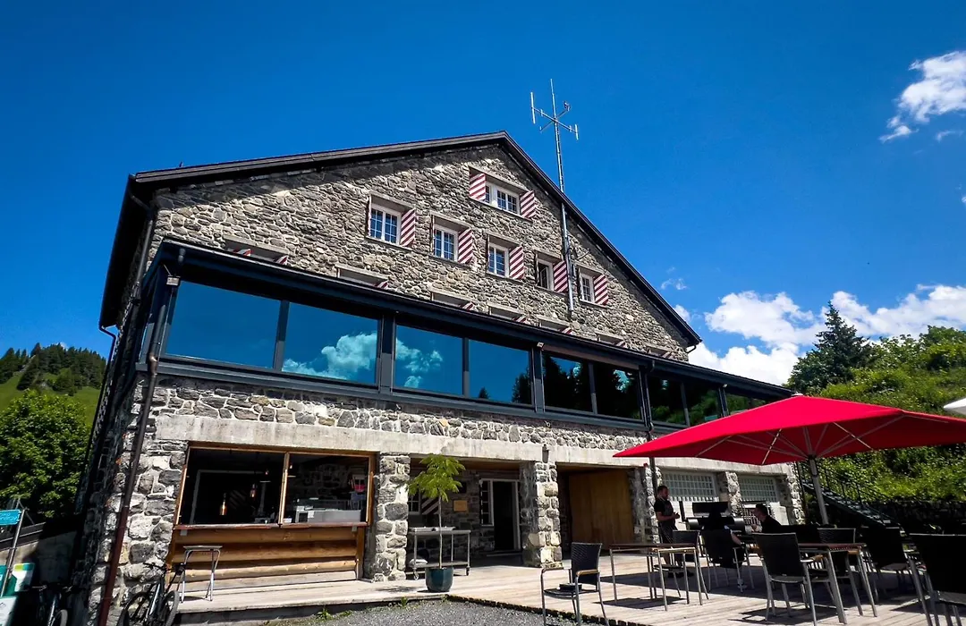 Maison De Montagne De Bretaye Acces Par Le Train Arret Bouquetin-1