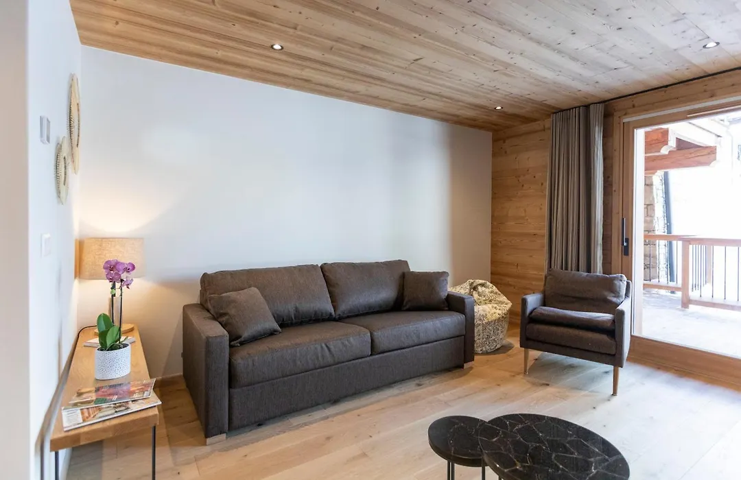 Chalet Hôtelier LES EQUINOXES - VAL D'ISERE-1