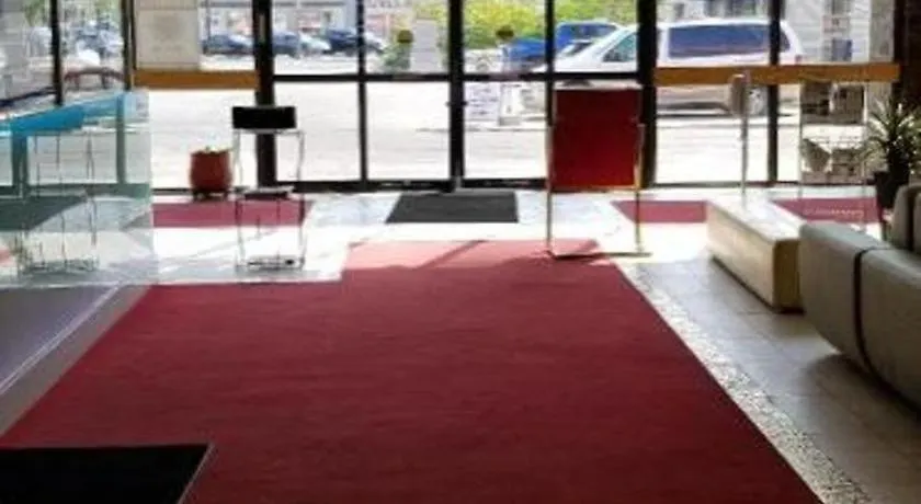 Bedfort Inn & Suites-1