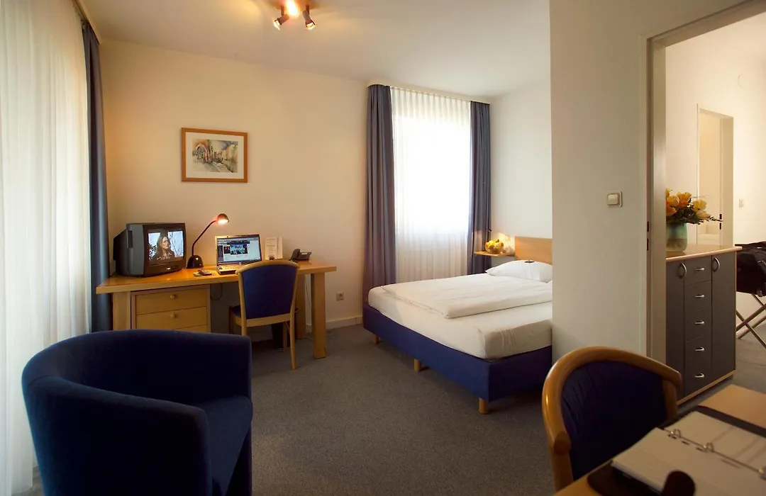 Central Hotel Eschborn-1