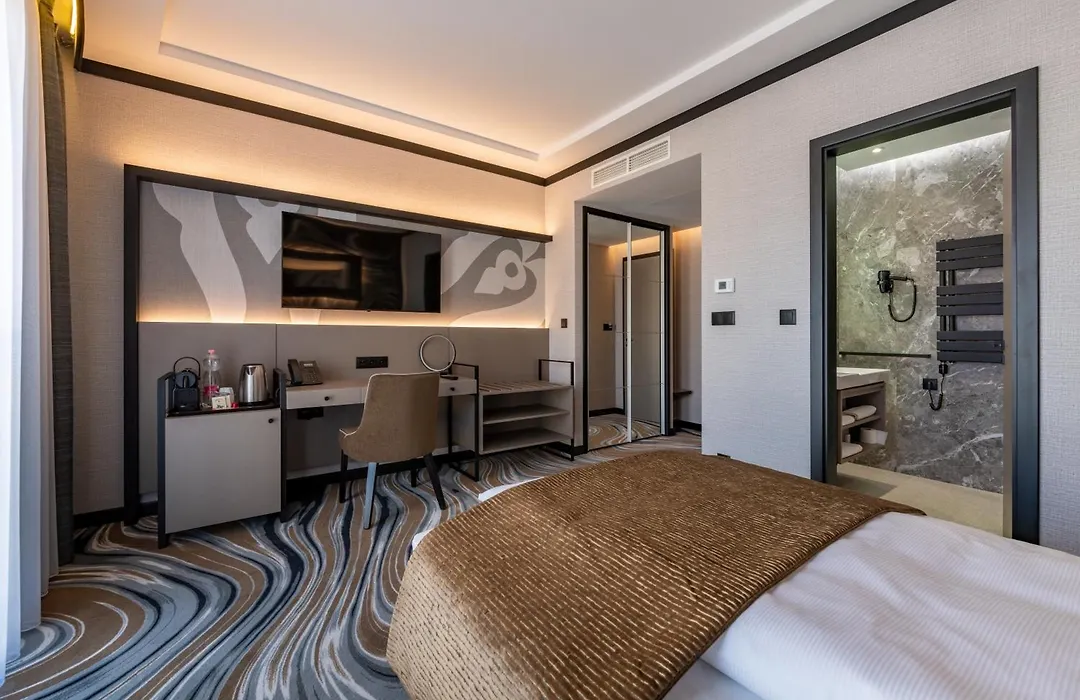 Hotel Debrecen-1