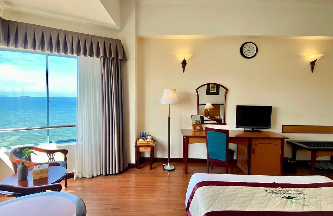 Yasaka Saigon Nha Trang Hotel & Spa-1