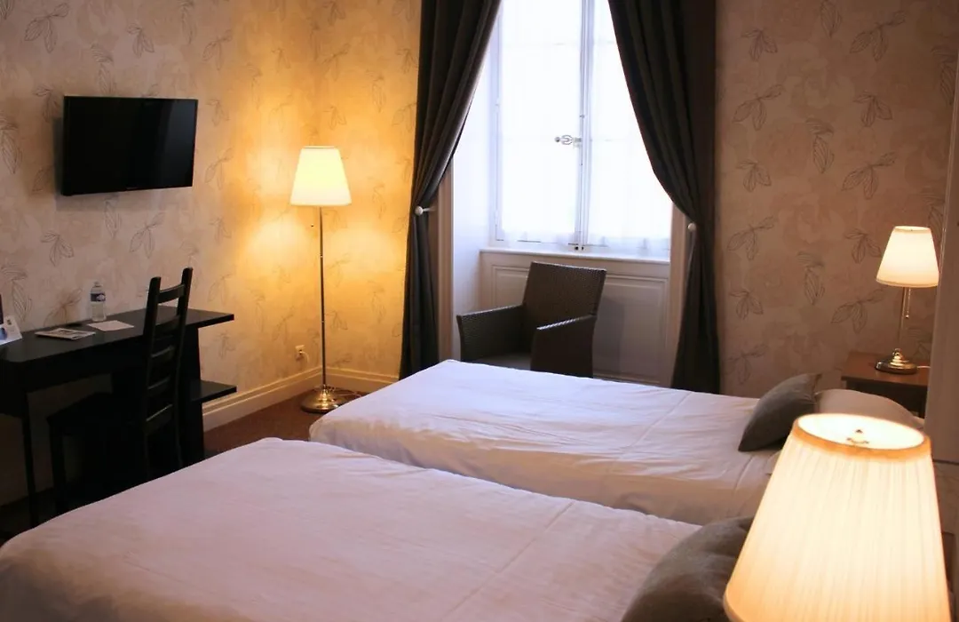 Logis Grand Hôtel Bourbon-Lancy-1