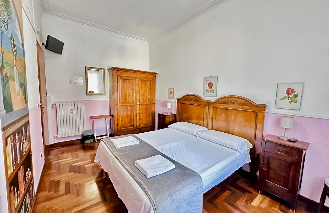 Pardis Guest House-1