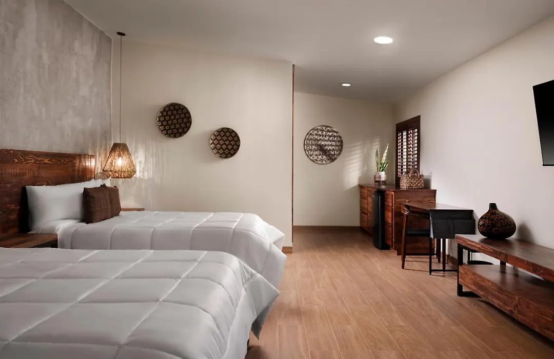 Surya Hotel-1