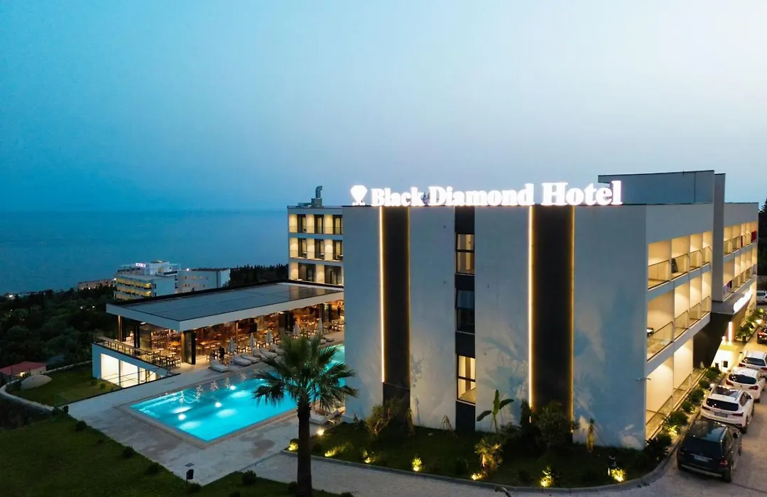 Black Diamond Hotel Dhermi-1