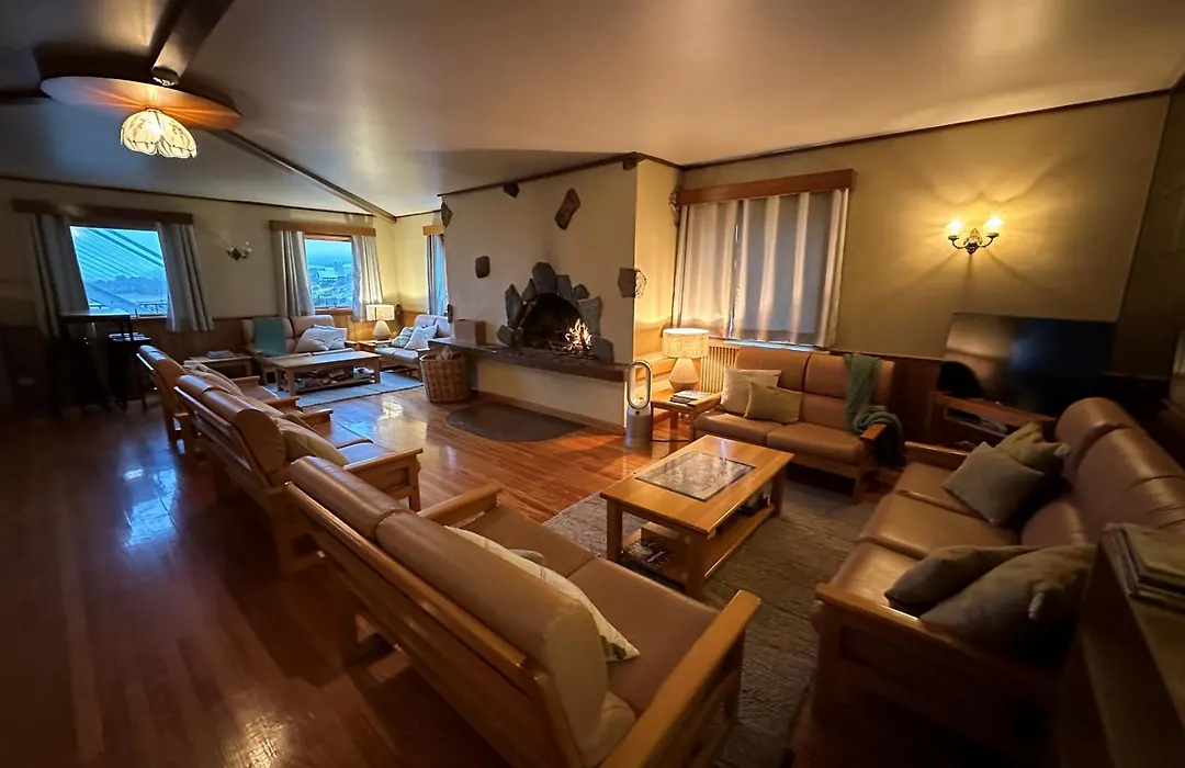 Peer Gynt Ski Lodge-1