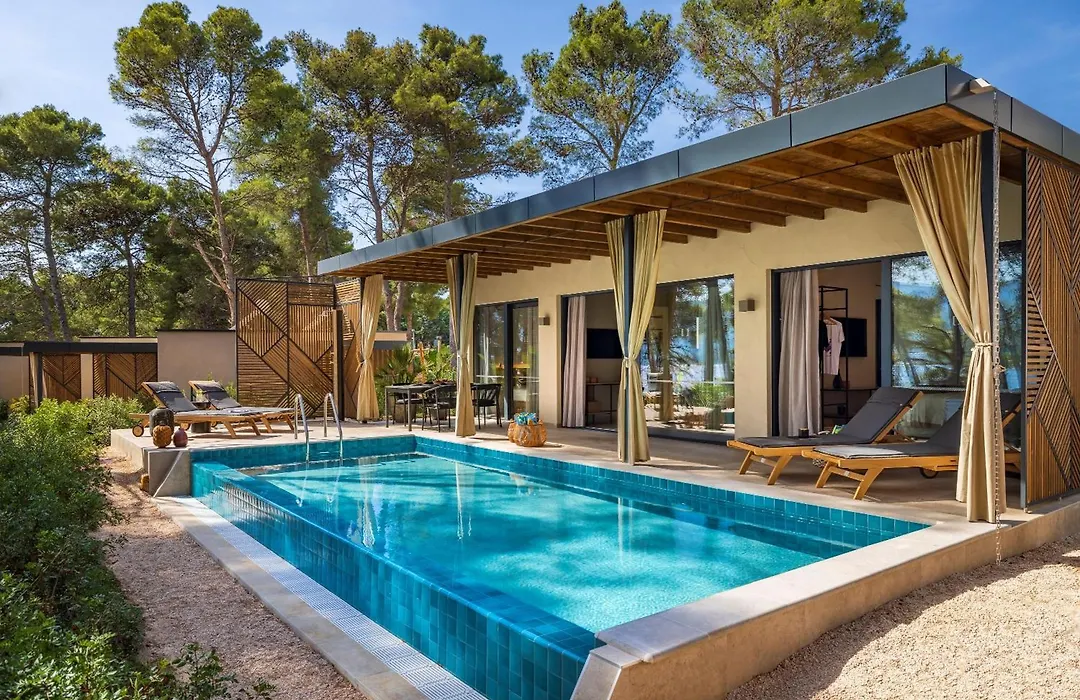Places Hvar Villas By Valamar-1