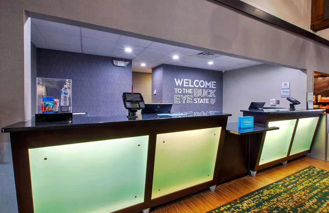 Hampton Inn & Suites Cleveland-Airport/Middleburg Heights-1