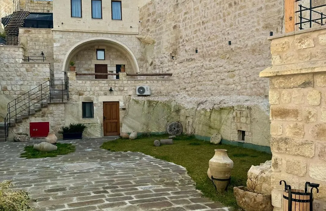 Solem Cave Suites-1