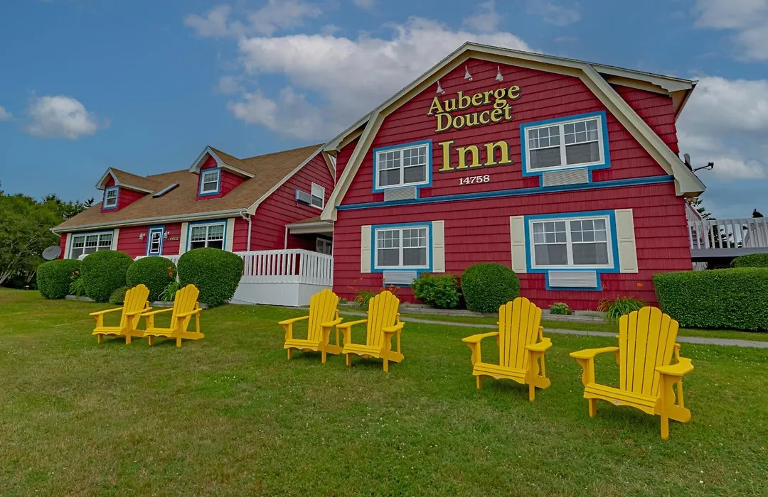 Auberge Doucet Inn-1