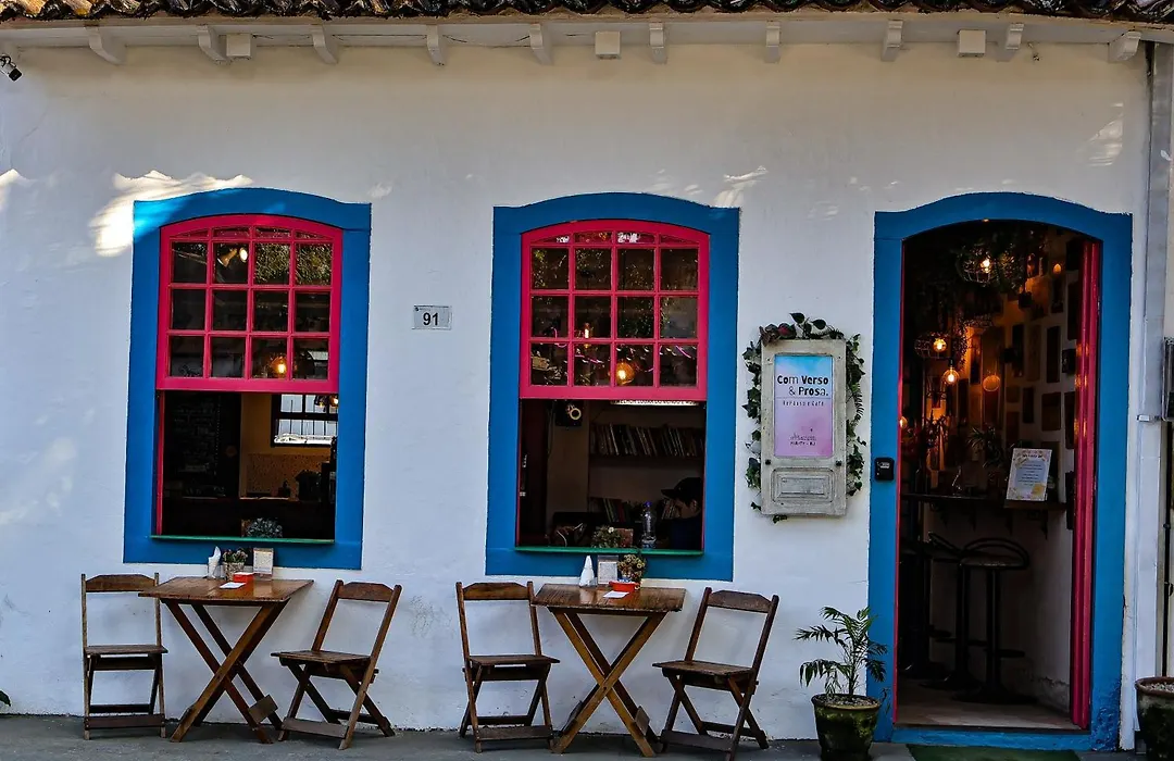 Com Verso e Prosa RePouso e Café-1