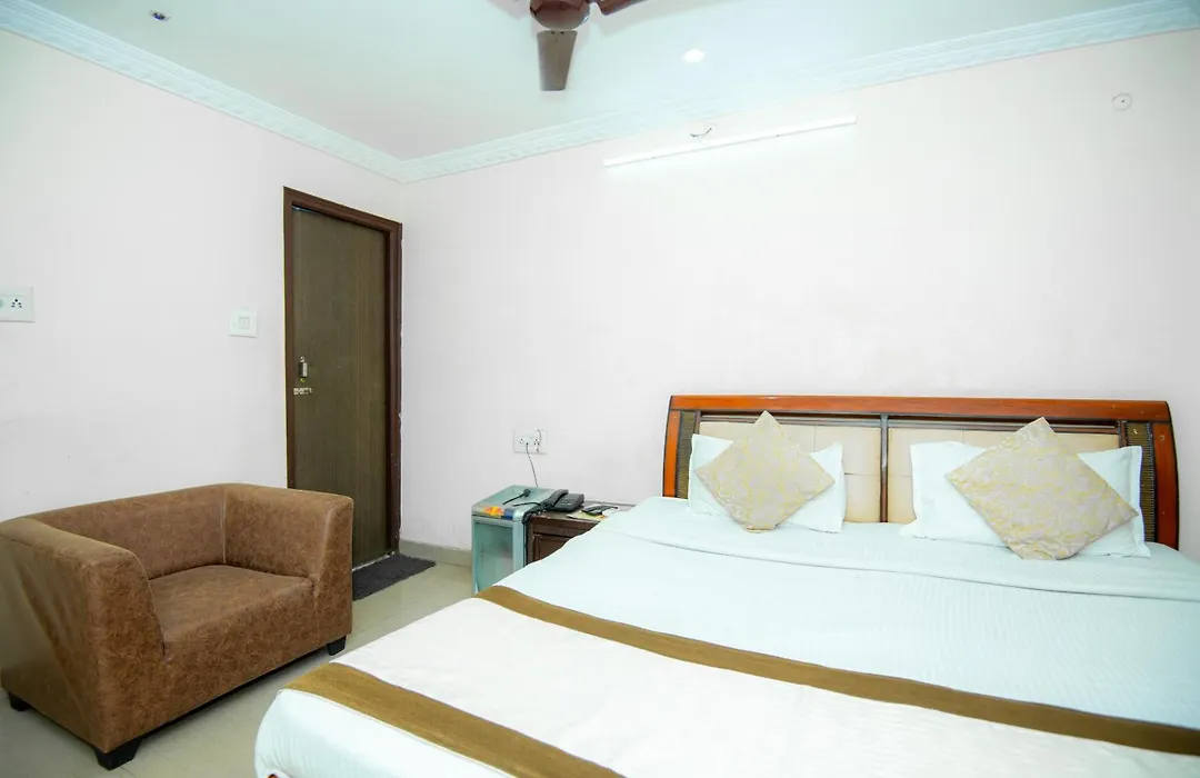 Hotel Manohar Palace-1