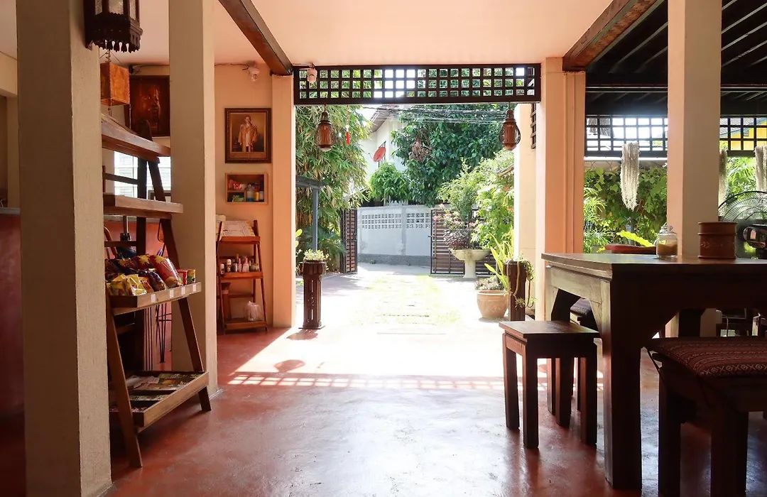 Banjai Garden Guesthouse-1
