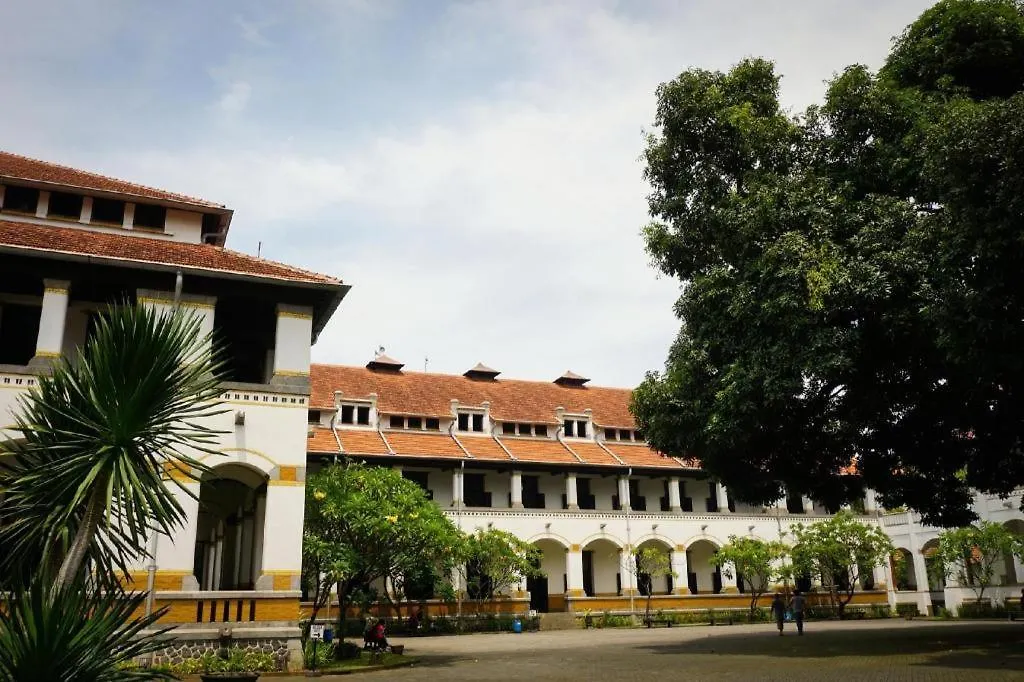 Luvido Residence Simpang Lima-1