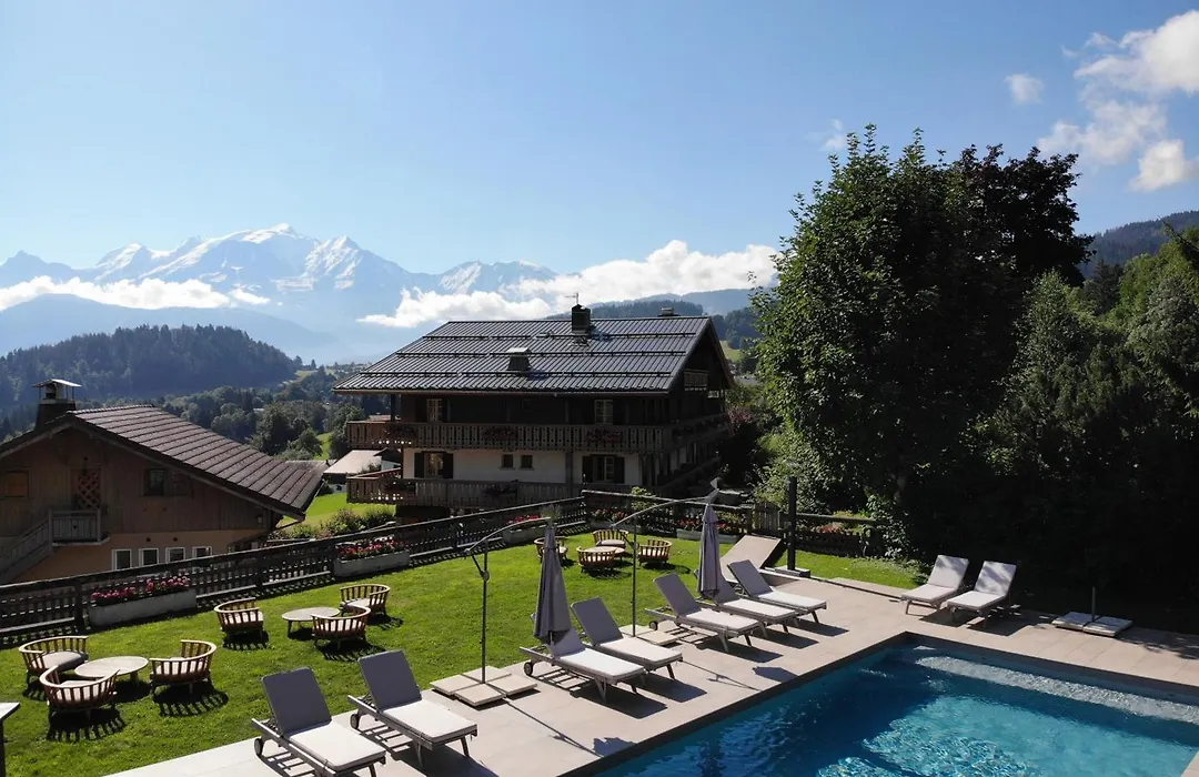 Les Roches Fleuries-1
