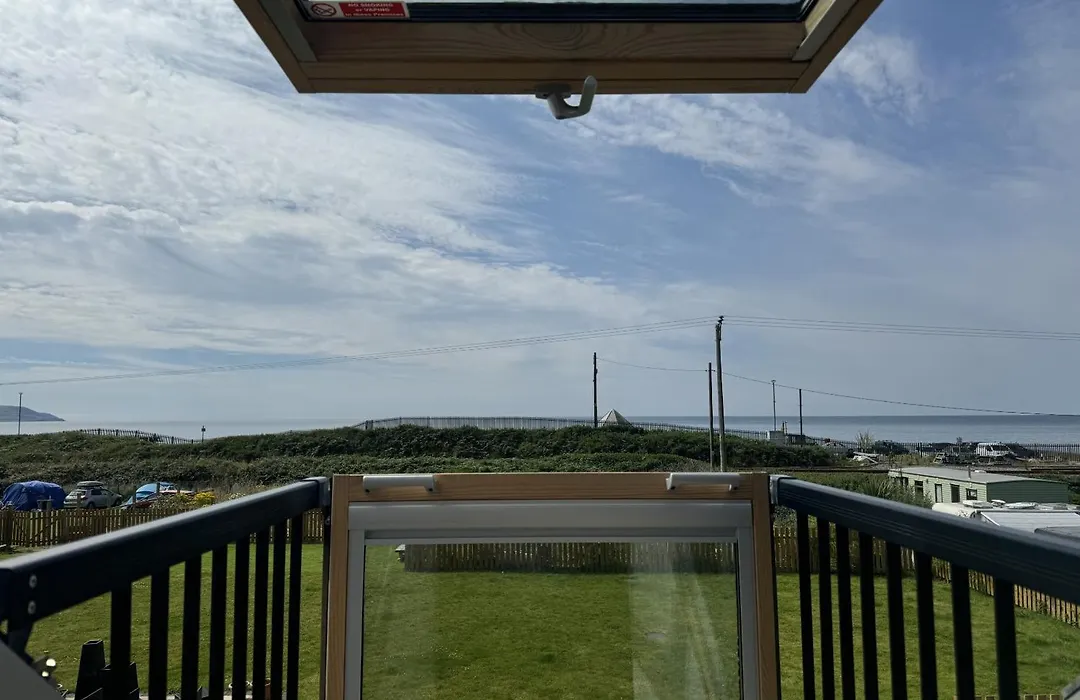 Barmouth Beach Club-1