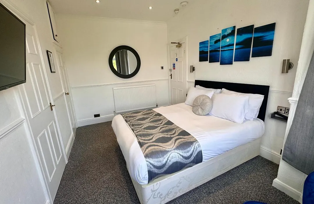 Charnwood Regency Guest House-1