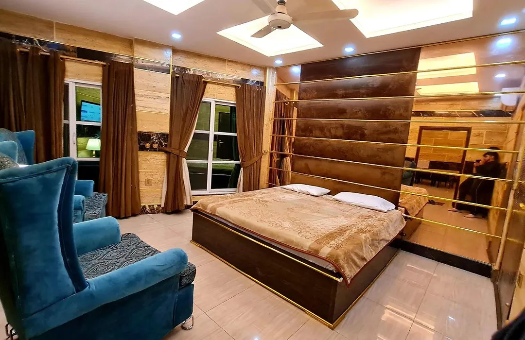 Smart Apartments & Hotel-1
