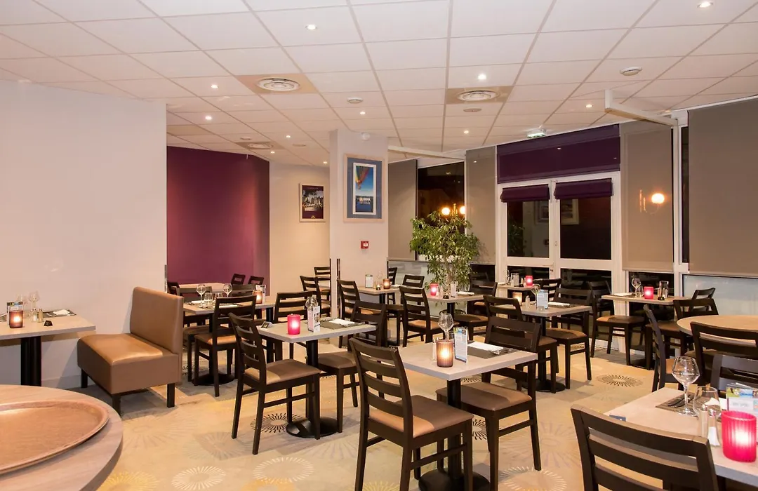 Brit Hotel Tours Sud – Le Cheops-1