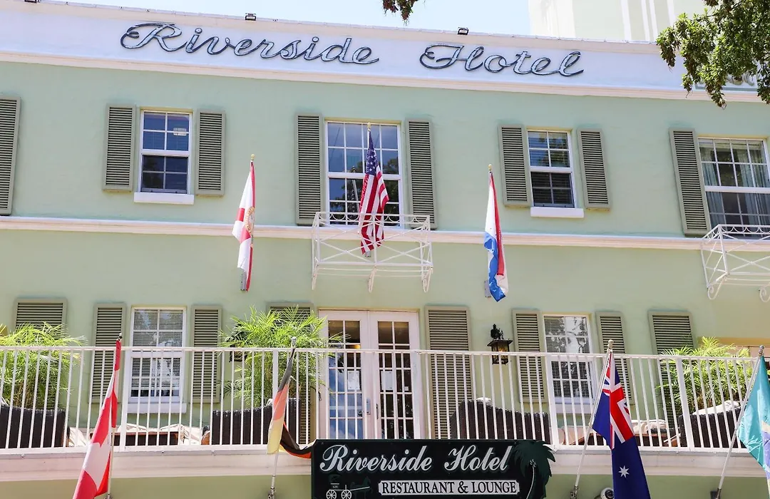 Riverside Hotel-1