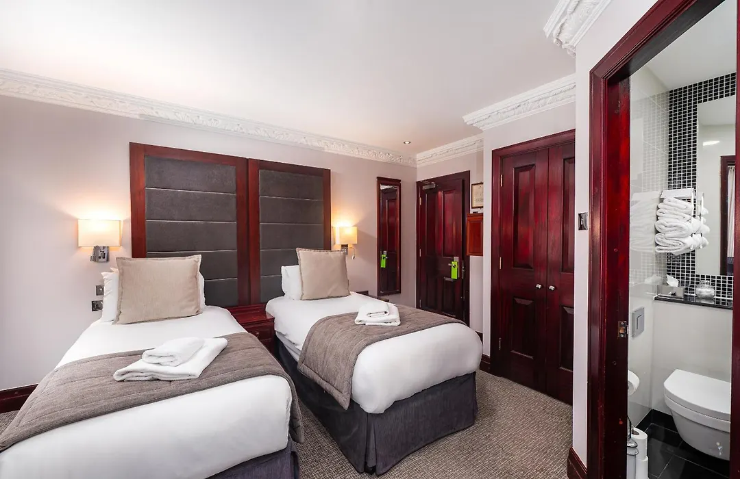 Gem Fitzrovia Hotel-1