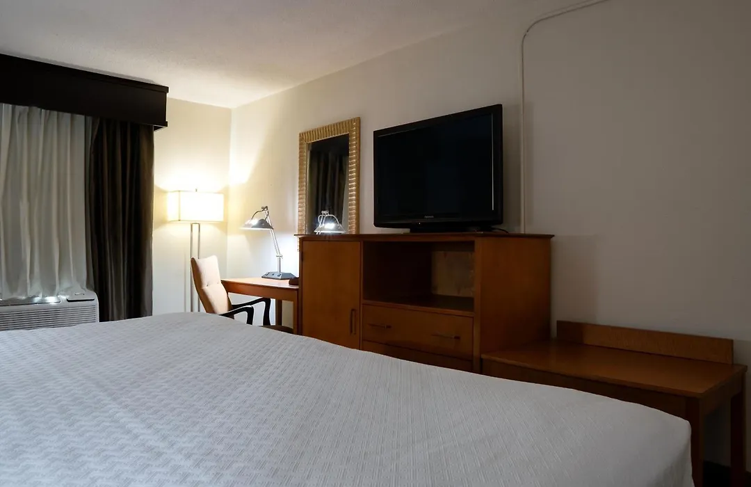 American Inn & Suites-1