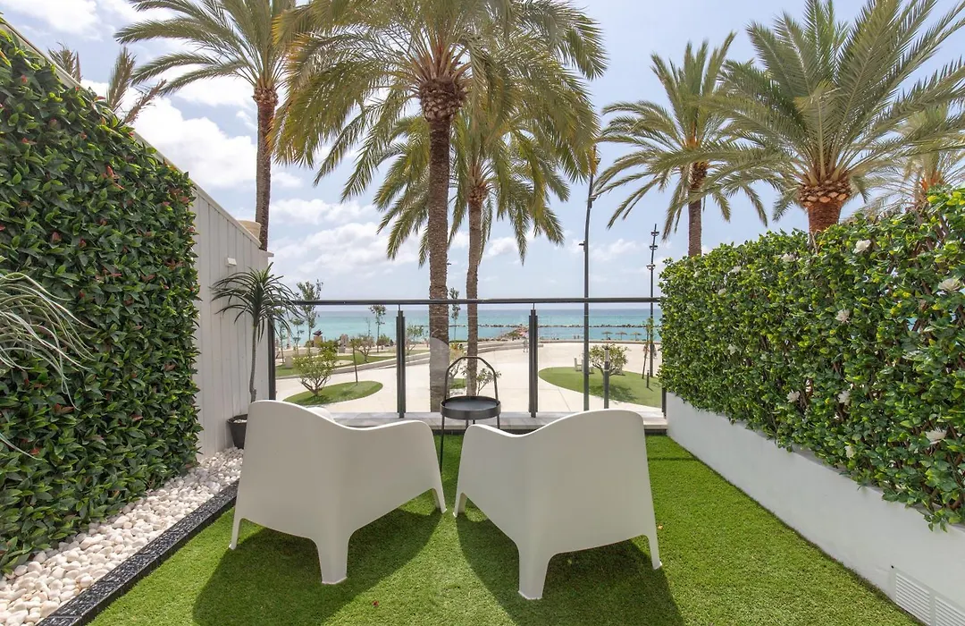 Hostal Luxury Nit I Dia-1