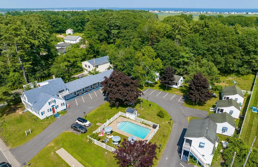 The Beaches Guestrooms And Cottages-1