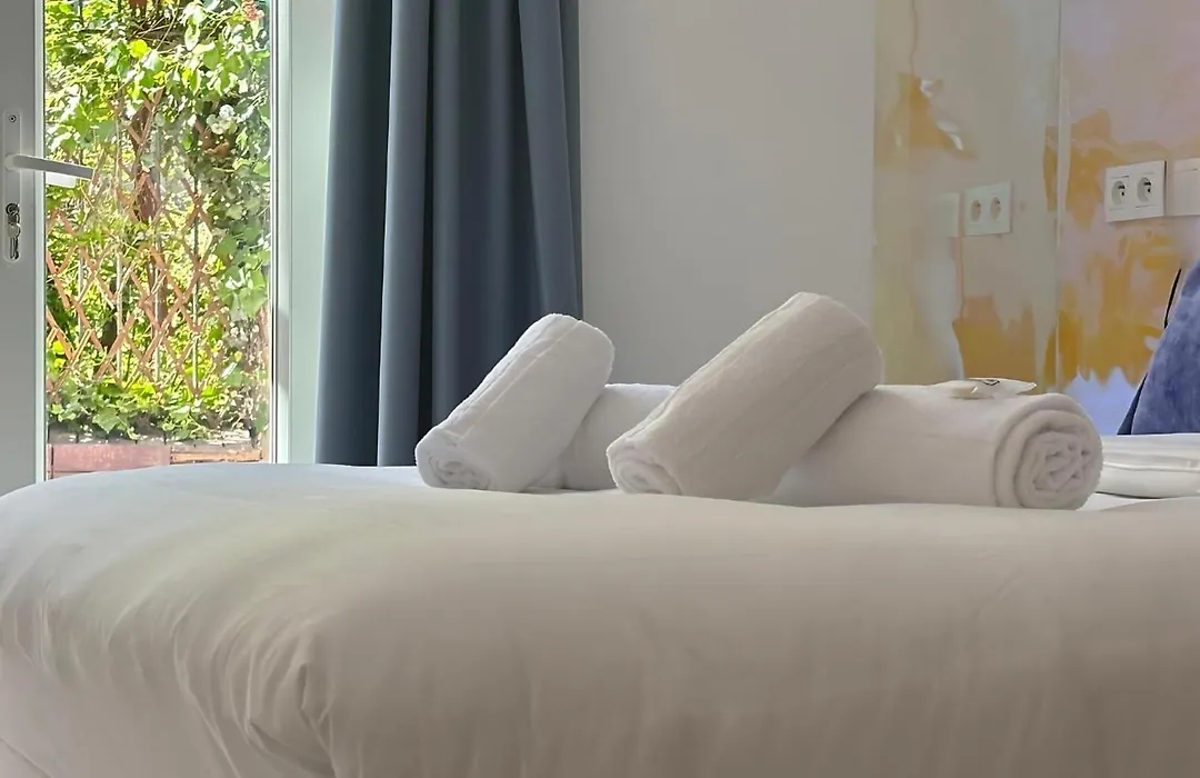 Glam'S Hotel-1
