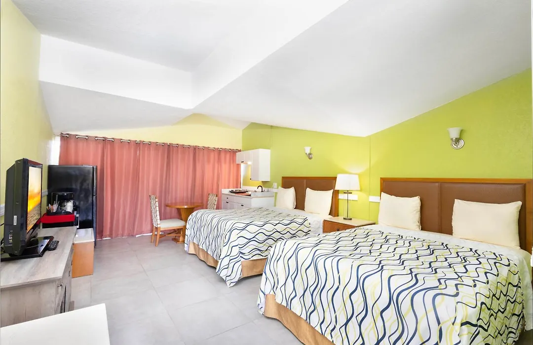 Warm Mineral Springs Motel-1