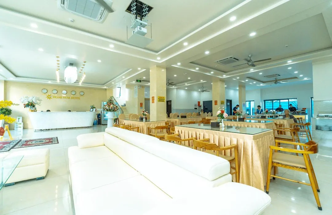 Home Park Hotel-1