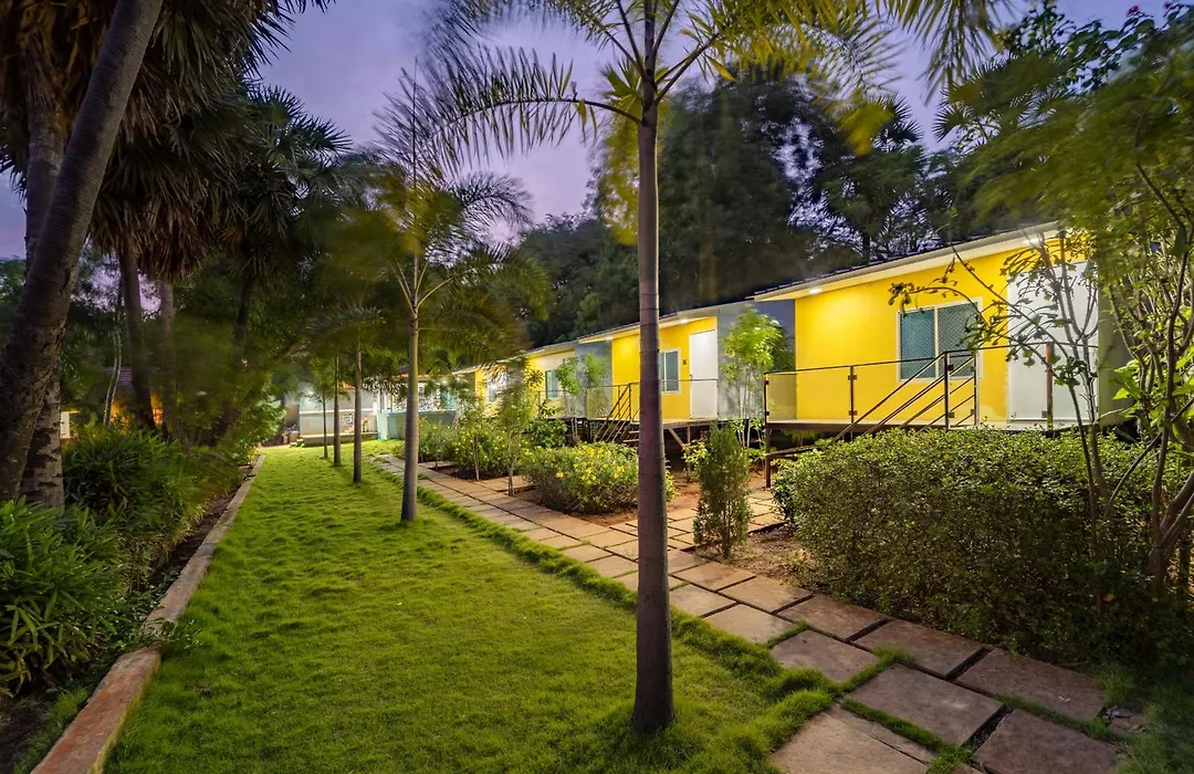 Nathan Resort With Swimming Pool-1