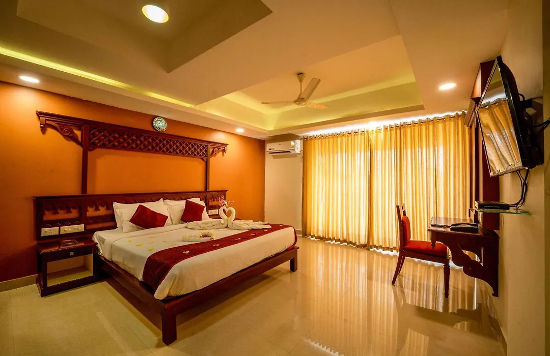 Haveli Backwater Resort-1