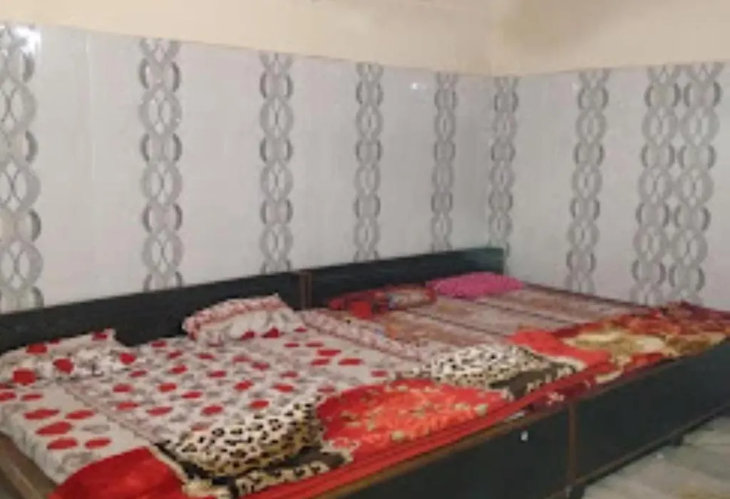 Maatu Shri Comfort Stay-Guest House-1