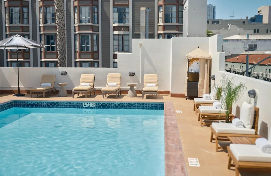 Hotel Fiona-1