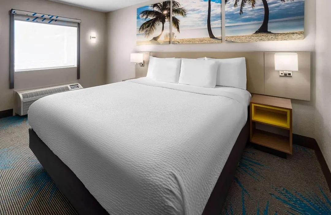 Days Inn By Wyndham Acworth-1
