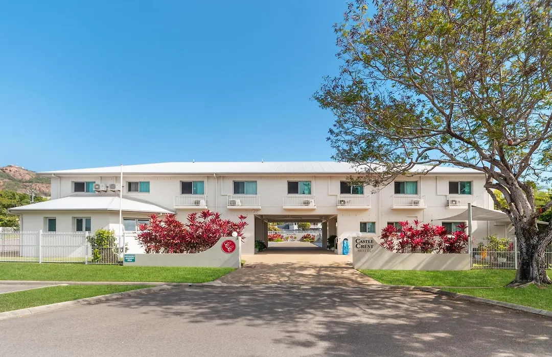 Castle Crest Motel-1