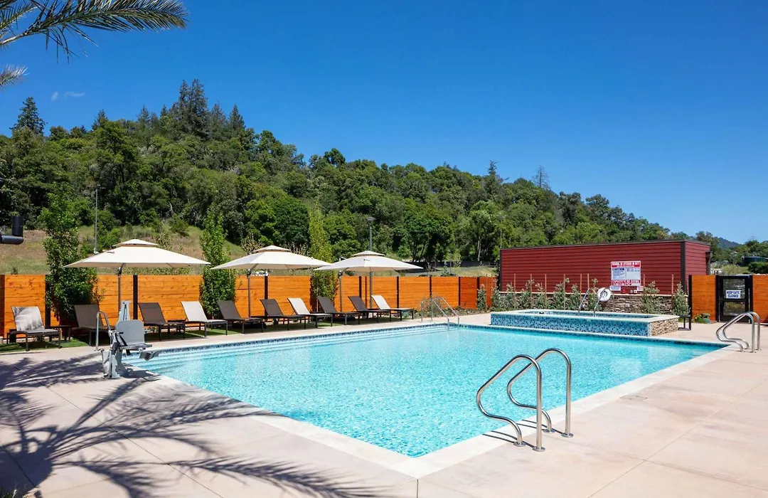Wyndham Garden Redwood Valley - Ukiah-1