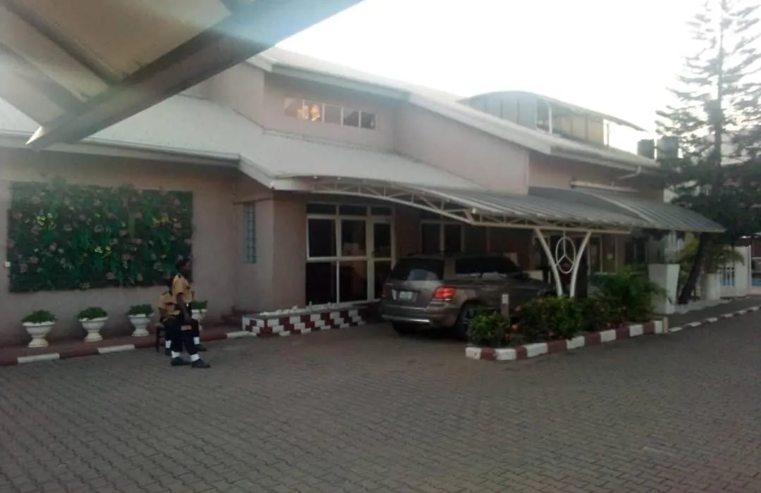 Diamond Lane Hotel-1