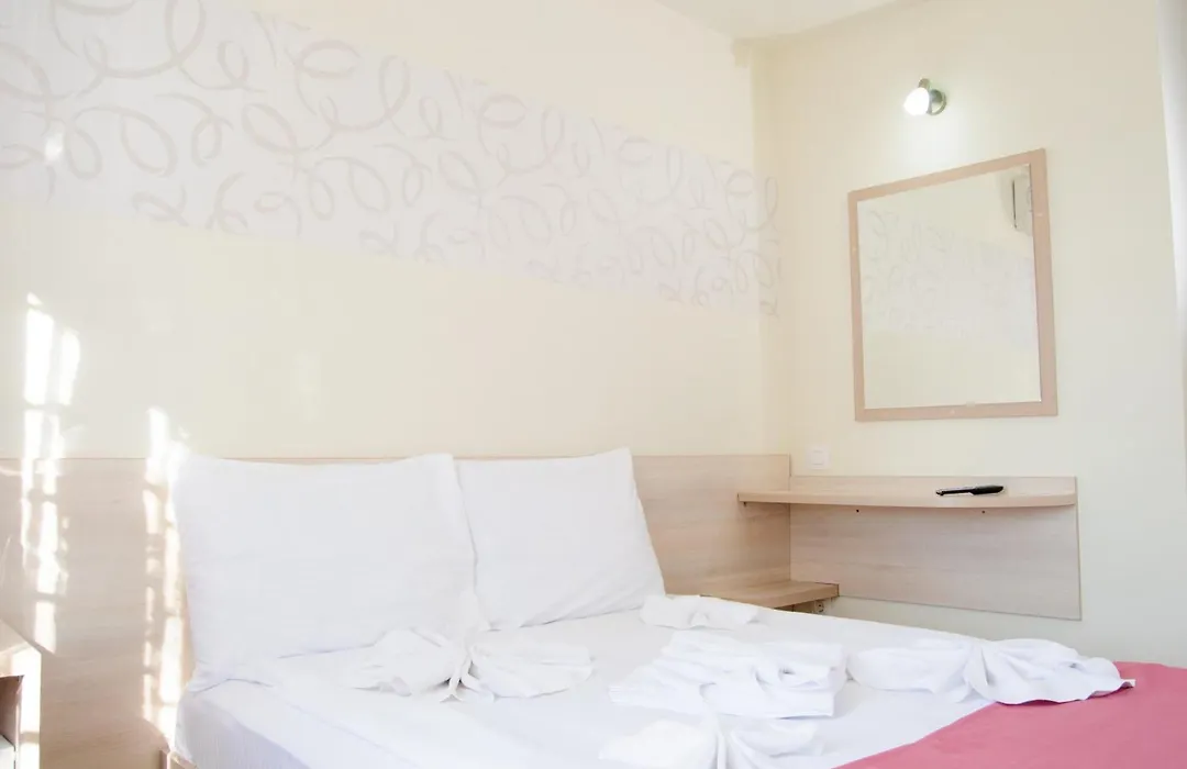 Hotel Doina-1