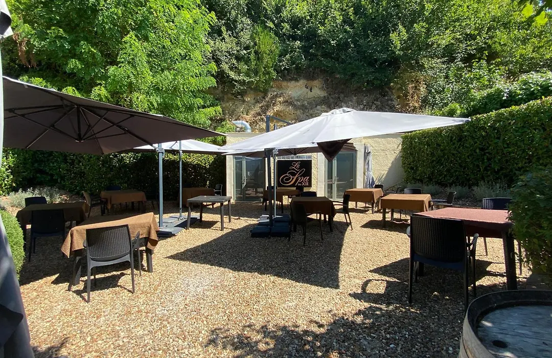 Boutique Hôtel Restaurant Le XII - Douze de Luynes-1
