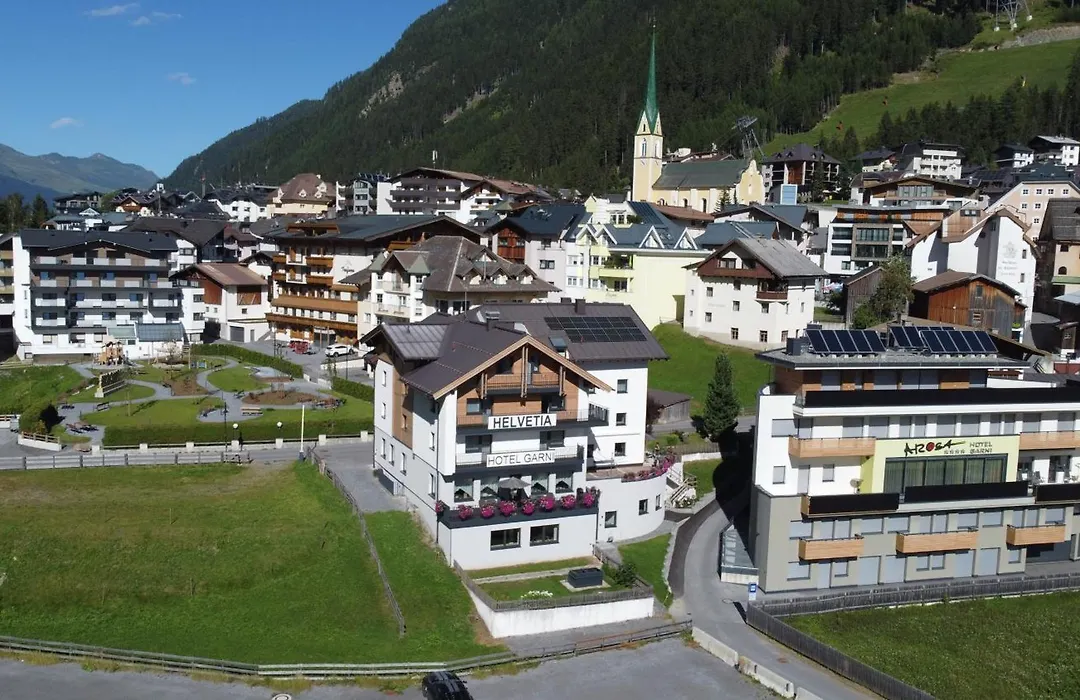 Hotel Garni Helvetia-1